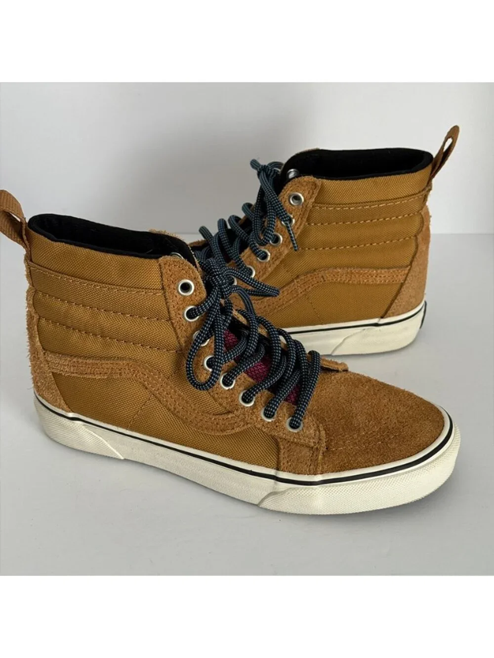 Vans Sk8-Hi MTE Hi-Top Sneakers Unisex Women Size 7 | Men 5.5